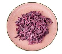 Салат из свеклы с протертым сыром и зеленью