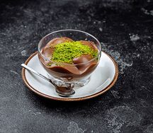 Профитроли в молочном шоколаде