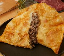 Чебурек из мраморной говядины