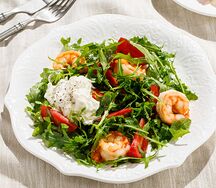 Салат с рукколой и креветками