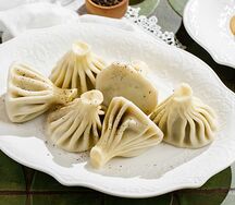 Хинкали с говядиной и свининой