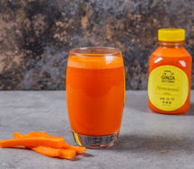 Свежевыжатый морковный сок