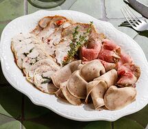 Мясная тарелка