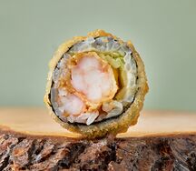 Ролл с креветкой темпура