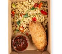 Котлета по киевски с булгуром и овощами