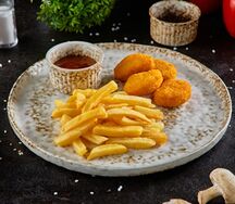 Куриные наггетсы с фри