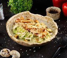 Цезарь с куриным филе 