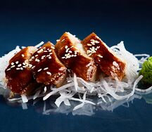 Сашими Угорь