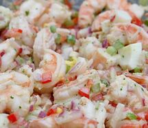 Салат Каравелла с креветками и копченым лососем