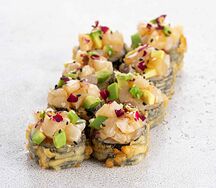 Темпура ролл с крабом и гребешком (8 шт)