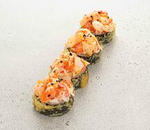 Темпура ролл с лососем и крабом (4 шт)