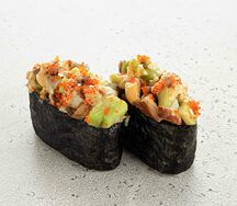 Острые суши с угрем и авокадо (2 шт)