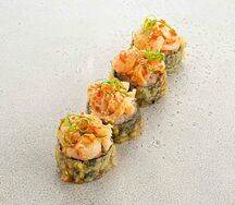 Темпура ролл с креветкой (4 шт)