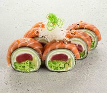 Фреш ролл с лососем тунцом и авокадо (6 шт)
