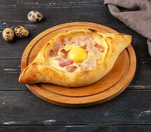 Аджарули с беконом