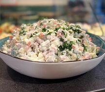 Оливье с ветчиной