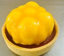 Тарталетка Манго-клубника