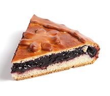 Пирог с вишневой начинкой