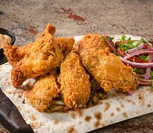 Куриные крылышки оригинальные в панировке