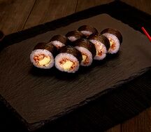 Ролл премиум с угрем