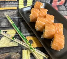 Филадельфия с лососем и угрем