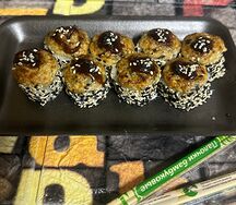 Запеченный ролл с угрем