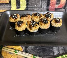 Запеченный маки с крабом