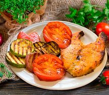 Семга с овощами гриль