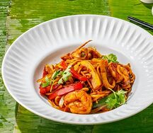 Удон с морепродуктами