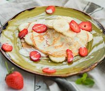 Блины с бананом и сгущенкой