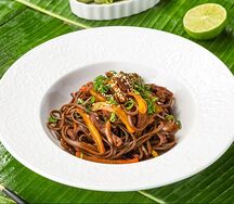 Гречневая лапша с говядиной