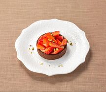 Тарталетка с сезонными ягодами 