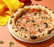Пицца с ветчиной и грибами 
