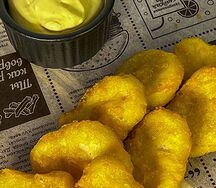 Наггетсы с сырным соусом