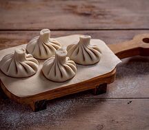 Хинкали с грибами и картофелем