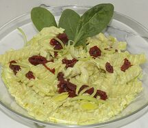 Паста с соусом песто