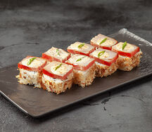 Ролл Опаленный тунец под ореховым соусом