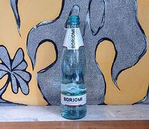 Вода Borjomi газированная