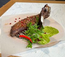 Острые ребрышки ягненка с аджикой по-мегрельски