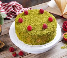 Торт Шпинат-малина