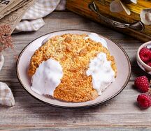 Дениш с клубникой и творогом