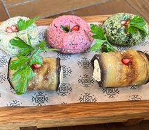 Тарелка грузинских закусок