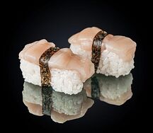 Суши с гребешком