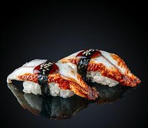 Суши с угрем