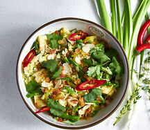 Индейка чили со стручковой фасолью и красным луком