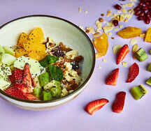 Йогурт с гранолой. Собери сам