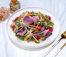 Салат с ростбифом