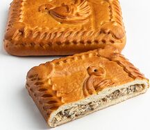 Пирог с курицей и грибами