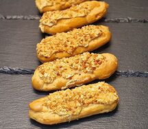 Эклер с масляным кремом и вареной сгущенкой набор