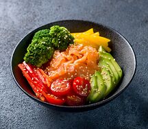 Боул с поджаренным лососем